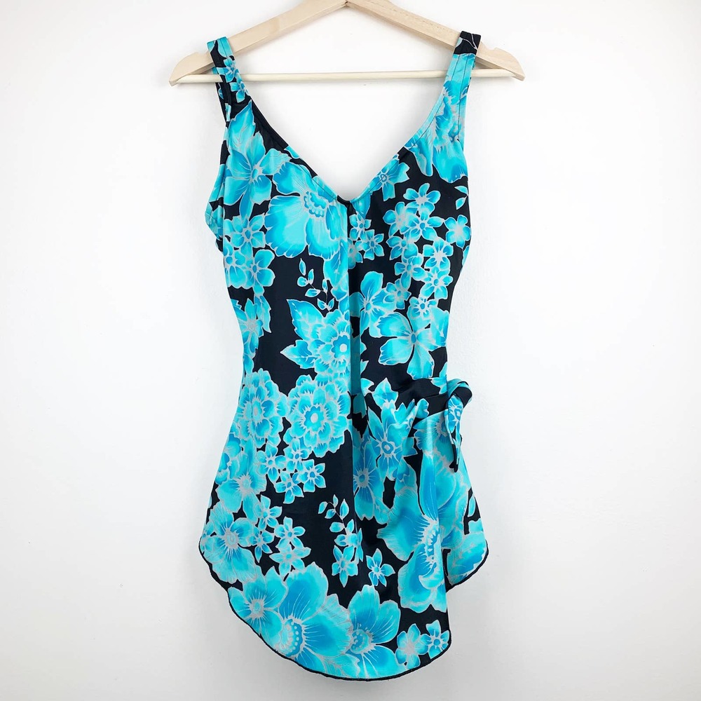 Mexine of Hollywood One Piece Swimsuit 14